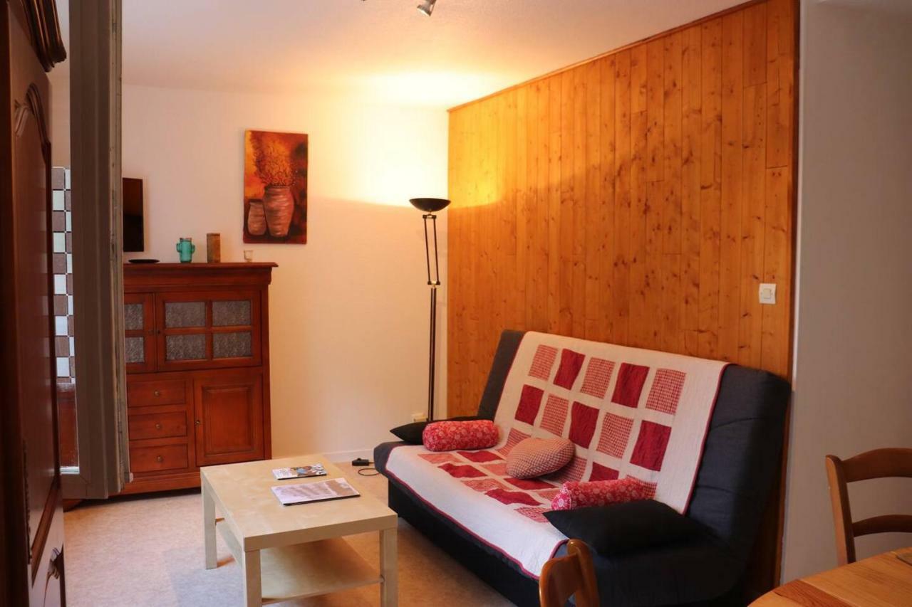Le Nid De Barrier Apartment Bagneres-de-Luchon Exterior photo