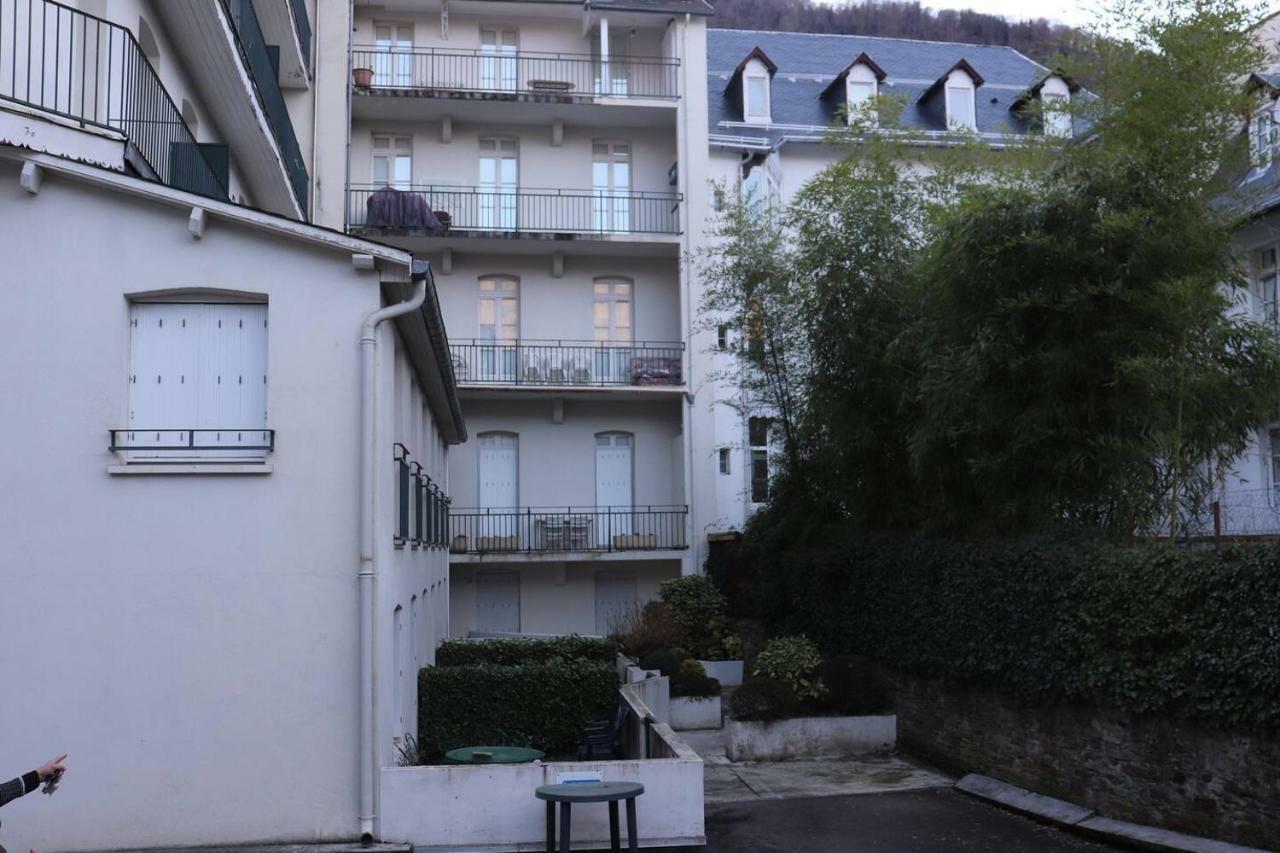 Le Nid De Barrier Apartment Bagneres-de-Luchon Exterior photo